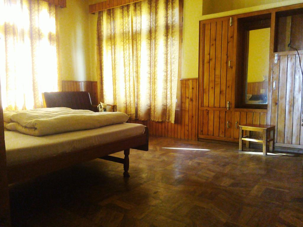 Hotel Vikrant Manāli Pokój zdjęcie